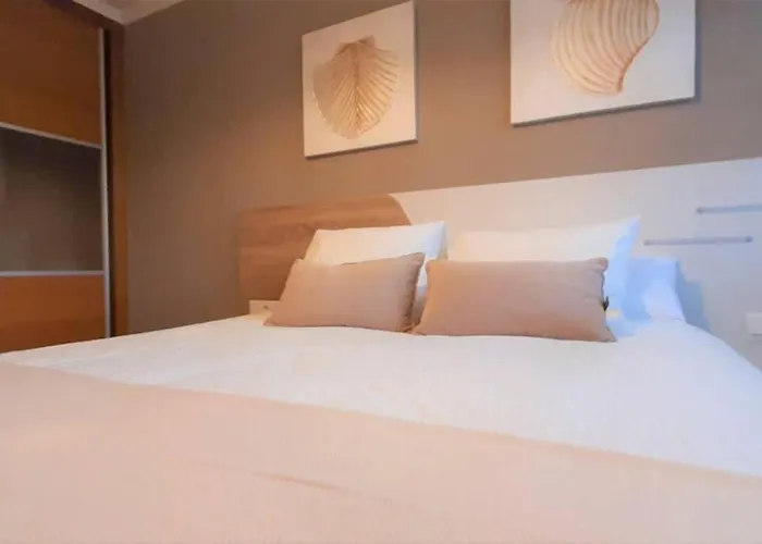 Apartamento Playa Con Piscina Y Parking 010 فوز